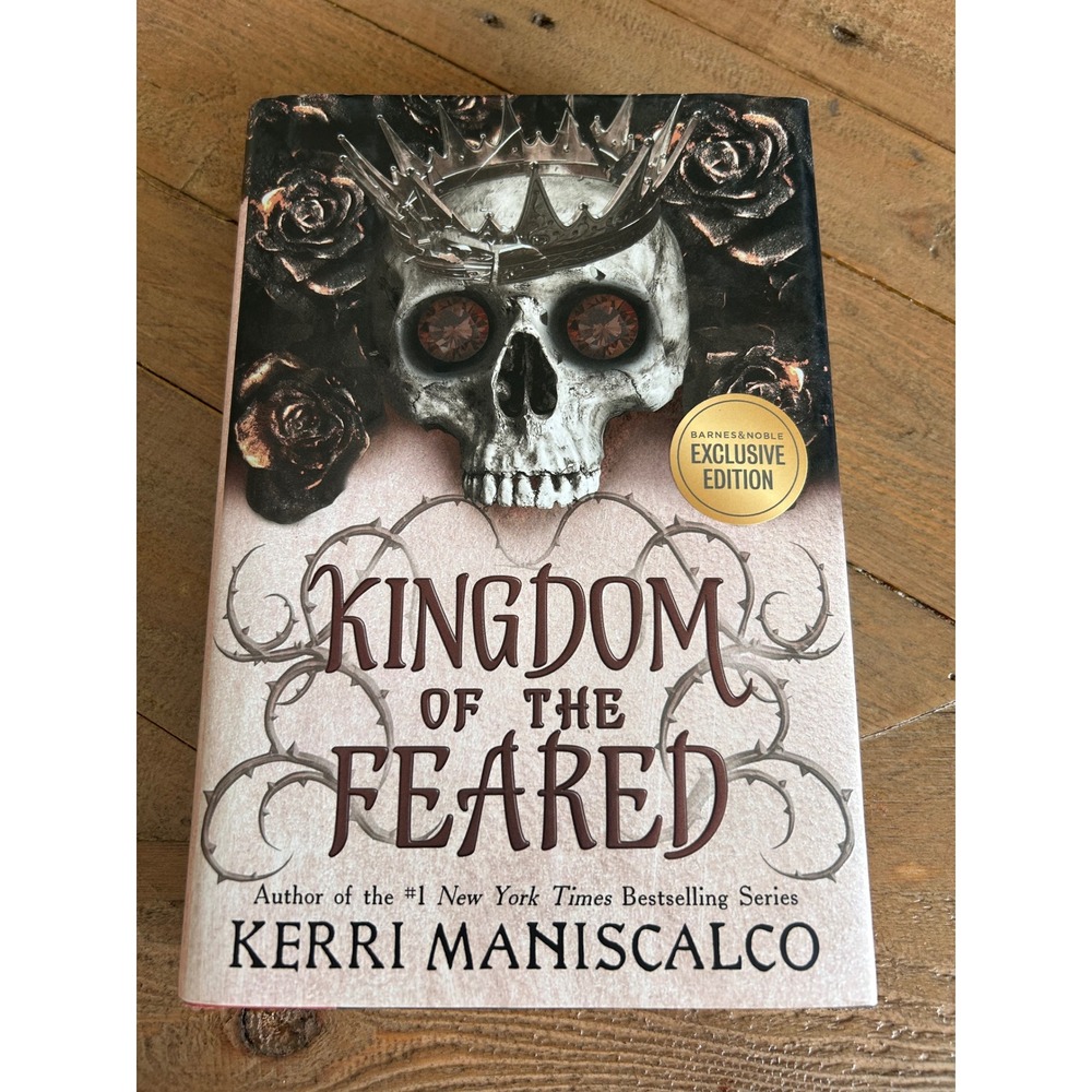 Kingdom of the Feared Kerri Maniscalco Barnes  Noble Exclusive Edition Hardcover